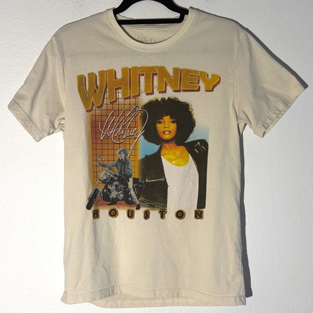 Whitney Houston Graphic T-Shirt Cream Short Sleeve Retro Music Icon Tee Size M